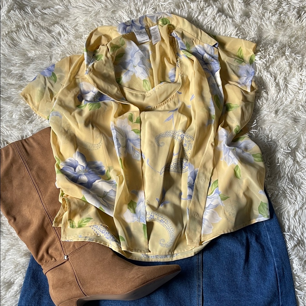 Emma James Yellow Floral Short-Sleeve Blouse with Blue Accents